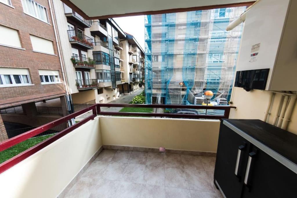 Apartamento Danae Centro Zumaia Bagian luar foto