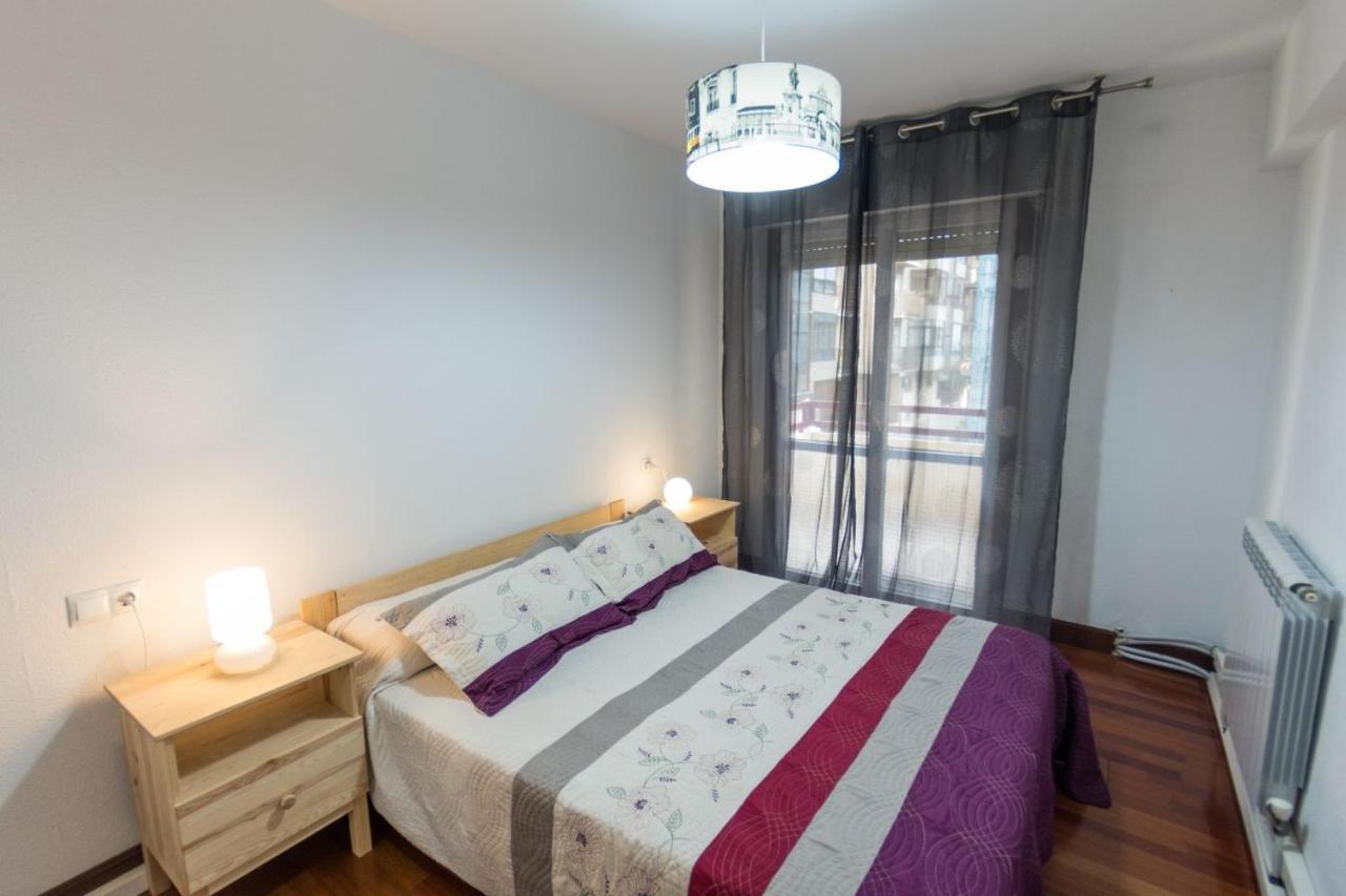 Apartamento Danae Centro Zumaia Bagian luar foto
